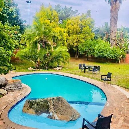 Albatrossways Lodge Sandton Exteriér fotografie
