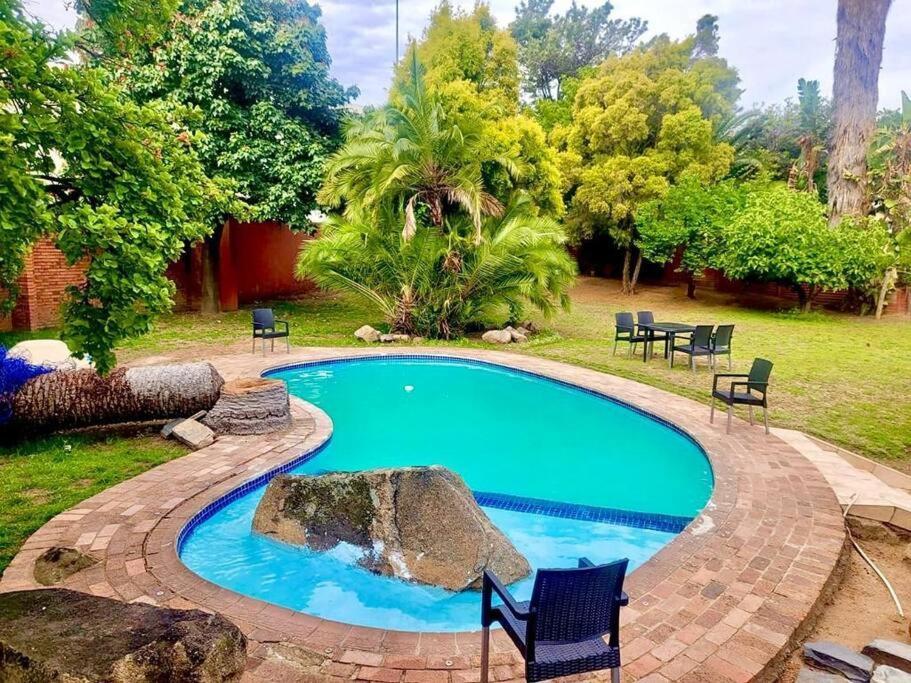 Albatrossways Lodge Sandton Exteriér fotografie